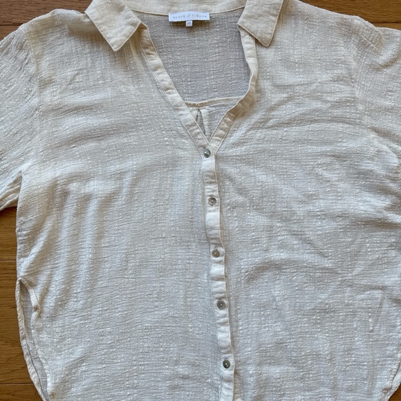White Linen Button-Up Shirt - Picture 3 of 7